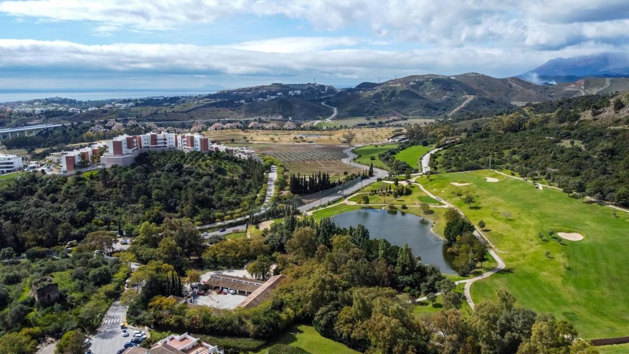 El Lago De Los Arqueros 2 Bedrooms Penthouse En Benahavis Bagian luar foto