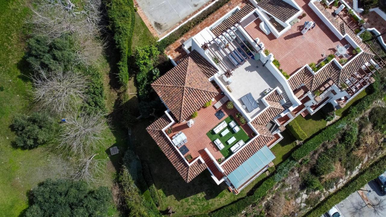 El Lago De Los Arqueros 2 Bedrooms Penthouse En Benahavis Bagian luar foto